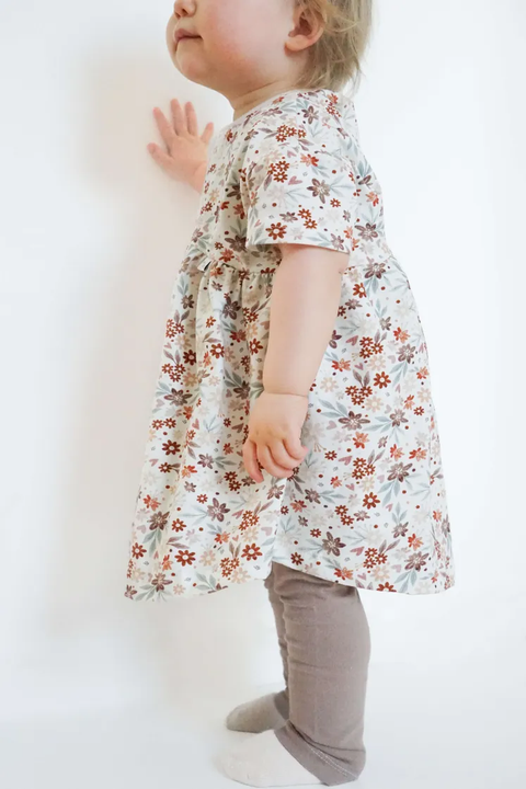 Schnittmuster Rüschenkleid Mariella Strickware 74-158