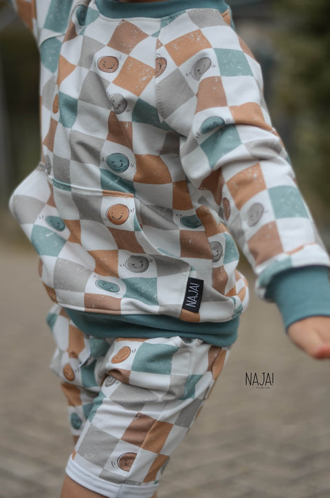 French Terry Checks and Smileys 2853 (Bio)