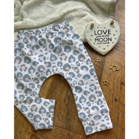 French Terry Leo Print